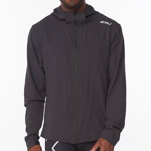 2XU aero jacket black